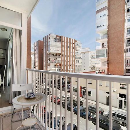 Cozy Room In Stylish Flat Just Steps From The Beach Cadiz Exterior photo