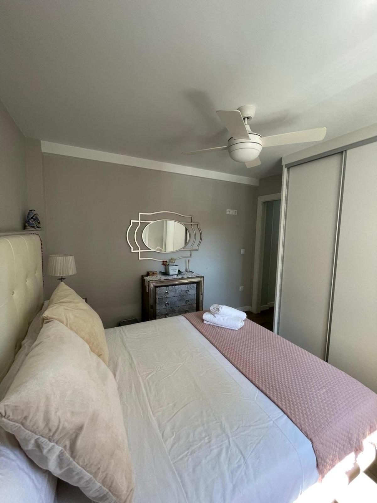 Cozy Room In Stylish Flat Just Steps From The Beach Cadiz Exterior photo