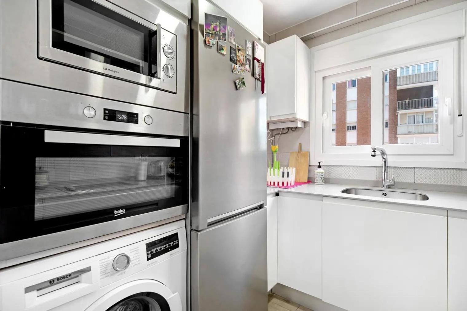 Cozy Room In Stylish Flat Just Steps From The Beach Cadiz Exterior photo
